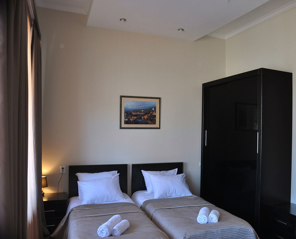 Gold Star Hotel Tbilisi Eksteriør bilde